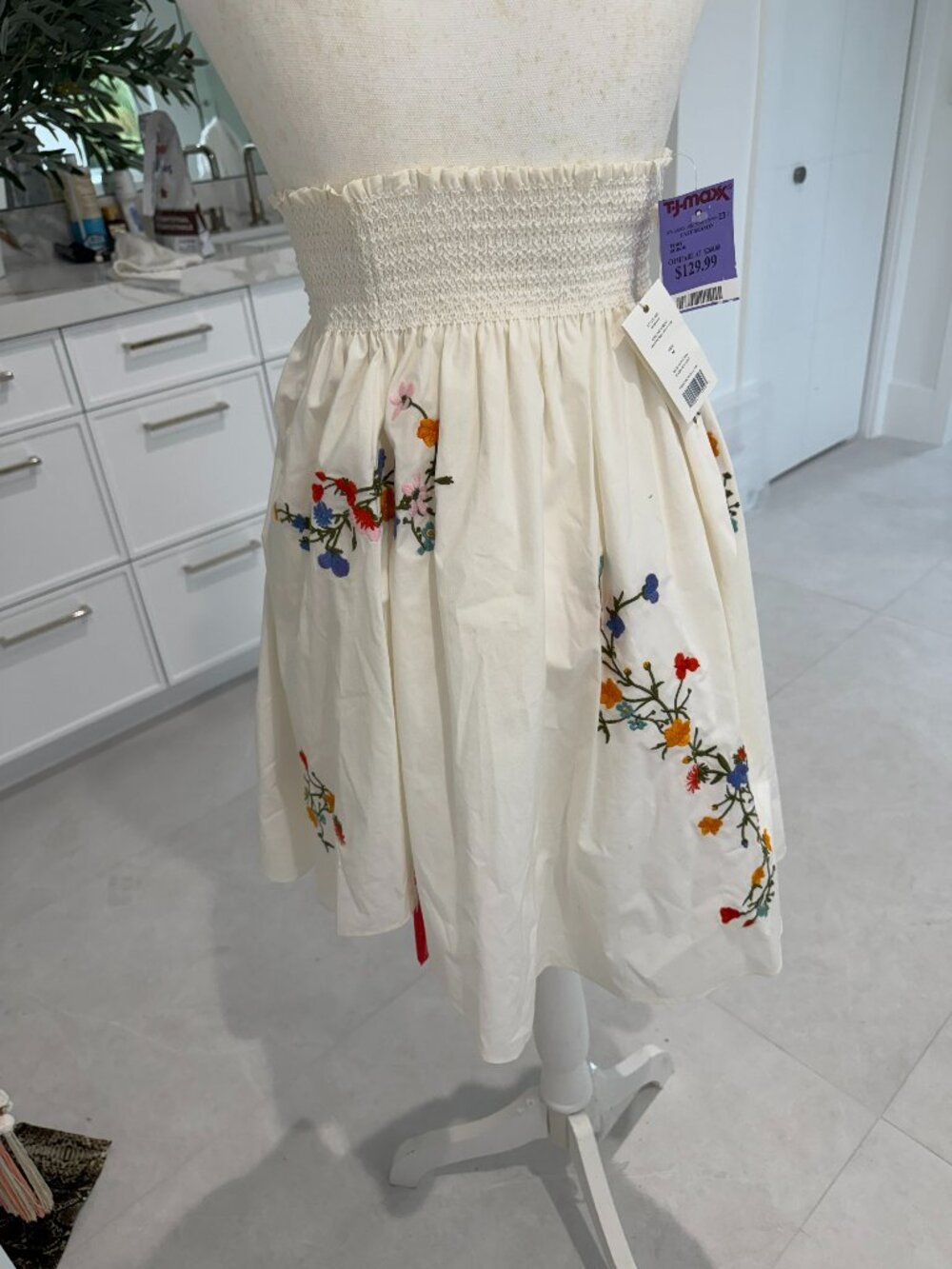 Tory Burch Cassie White Delphi Floral Embroidered Smocked Skirt M